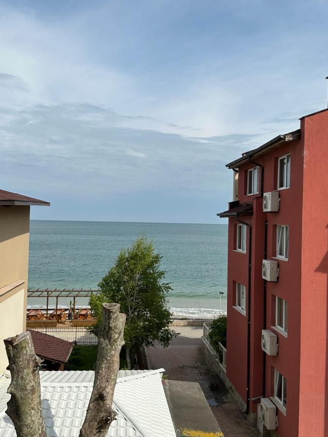 Oazis Sea View Apartment Равда Екстериор снимка