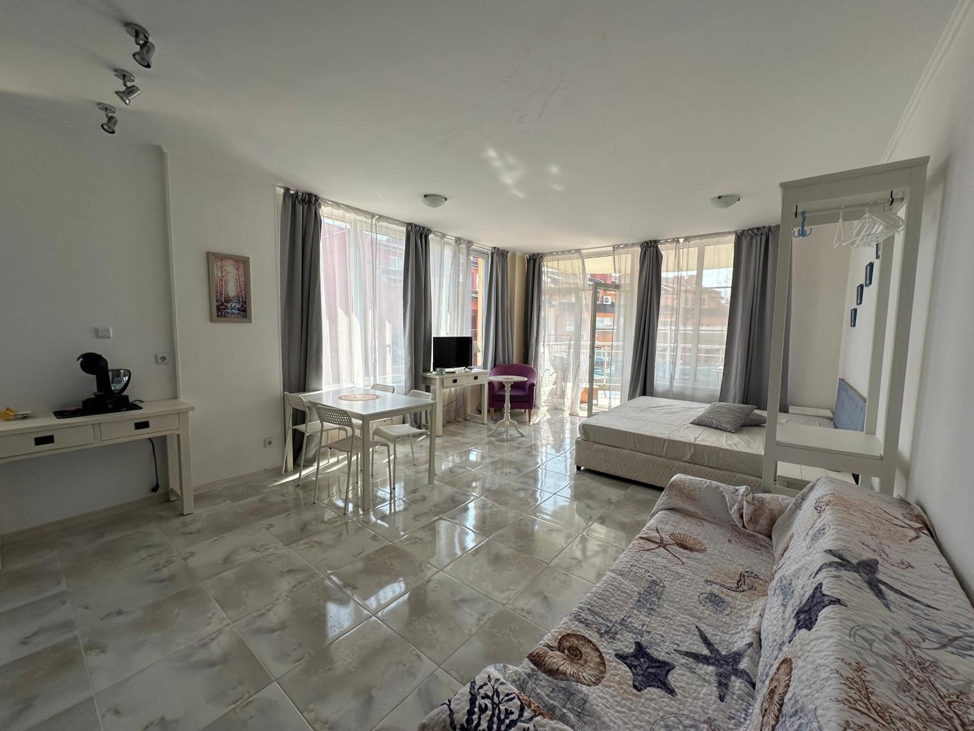 Oazis Sea View Apartment Равда Екстериор снимка